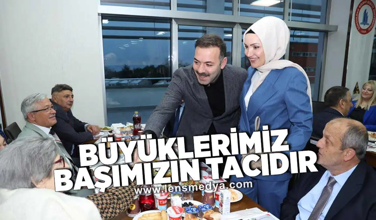 Büyüklerimiz başımızın tacıdır!