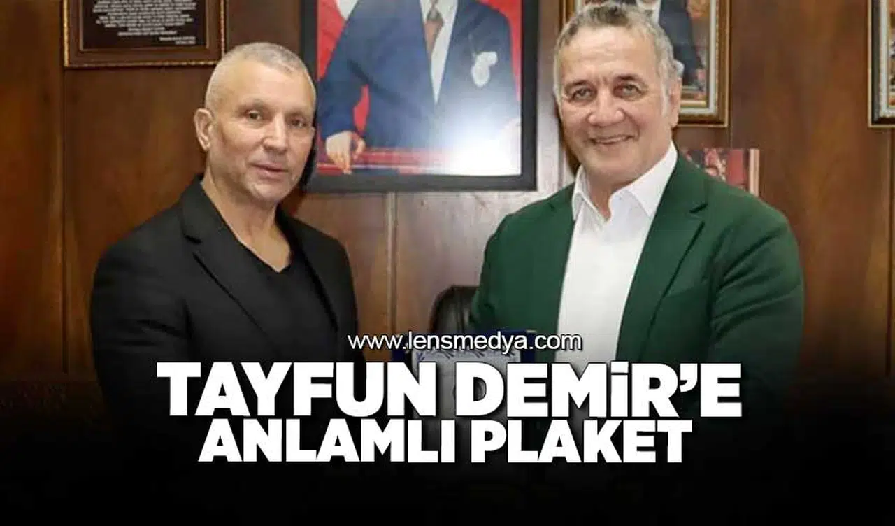 Tayfun Demir'e anlamlı plaket!