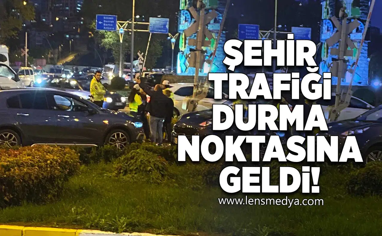 Şehir trafiği durma noktasına geldi