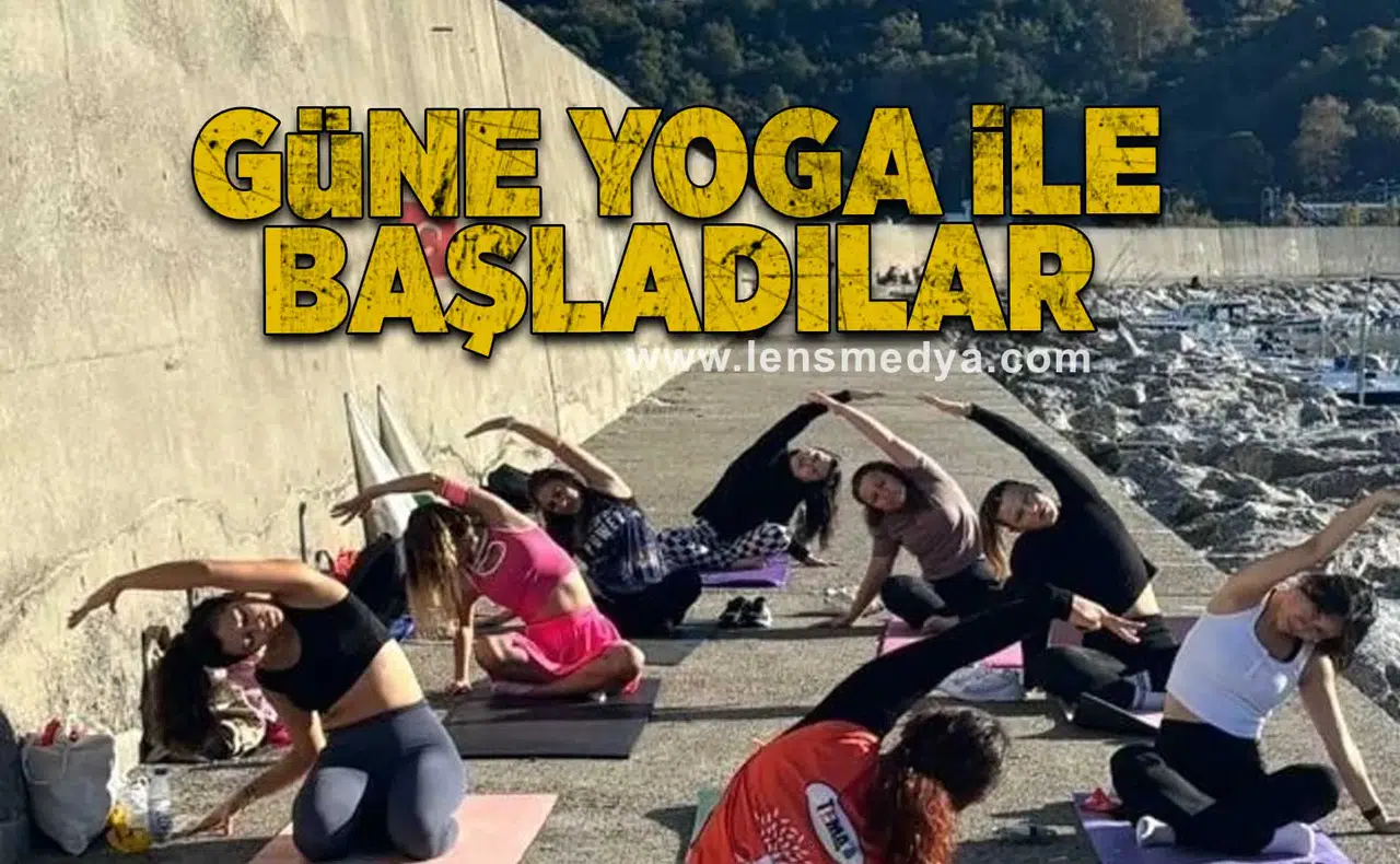 Güne yoga ile başladılar!