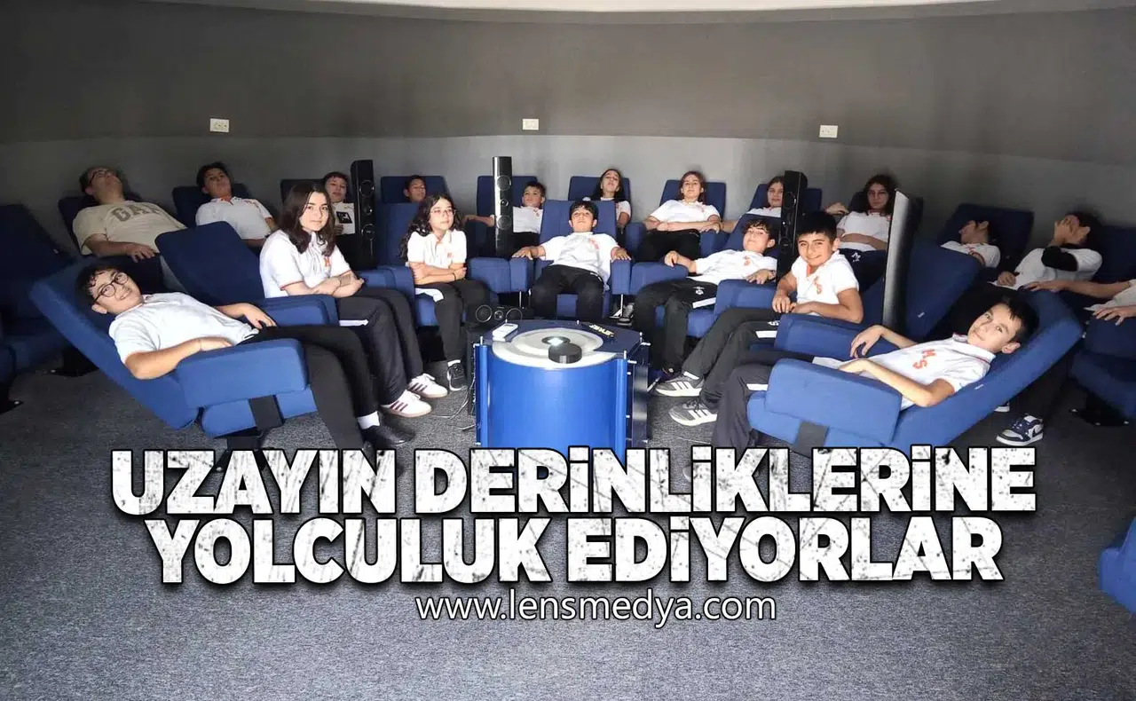 Uzayın derinliklerine yolculuk ediyorlar!