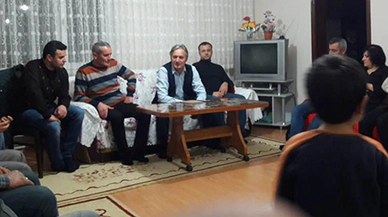 Hamdi Ayan işi sıkı tutuyor