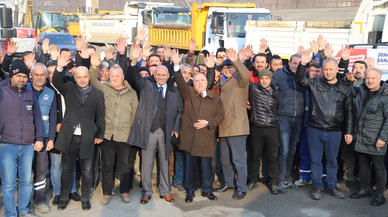 "Herkes sakız çiğner, Şanal ballandırır..." En düşük Maaş 2500 TL sözü verdi..