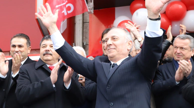 Miting gibi açılış... CHP'den gövde gösterisi...