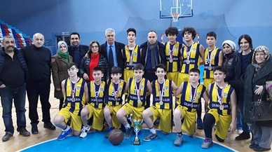 Çelikelliler Şampiyon