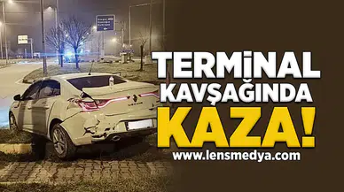 Terminal kavşağında kaza