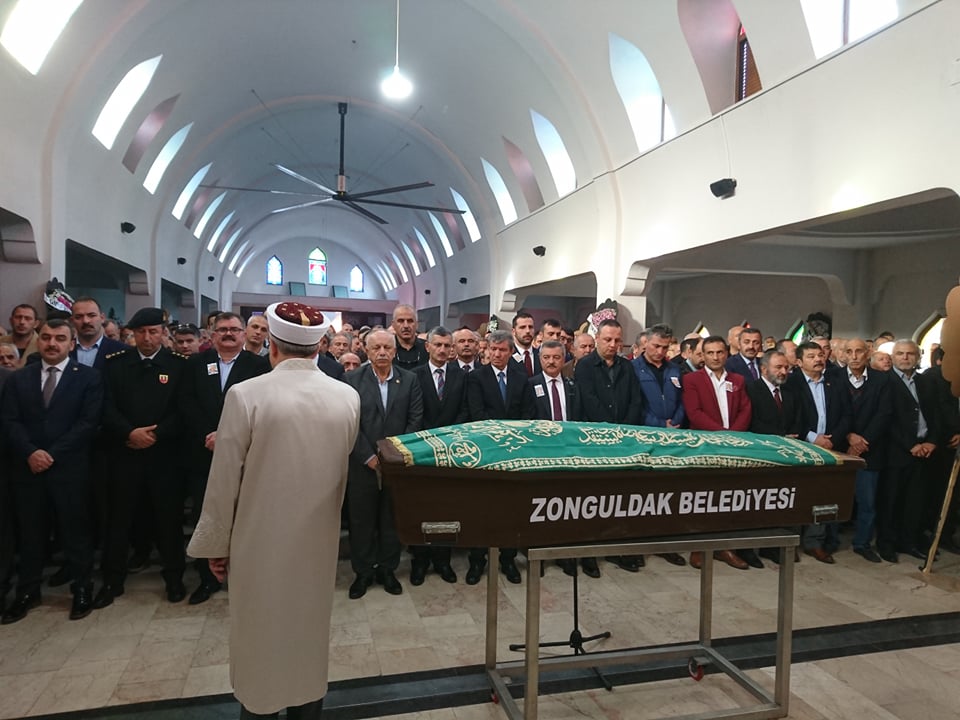 72148797 1574918646009723 6716852092394274816 n - KÖKSAL BAYTÜRK TOPRAĞA VERİLDİ