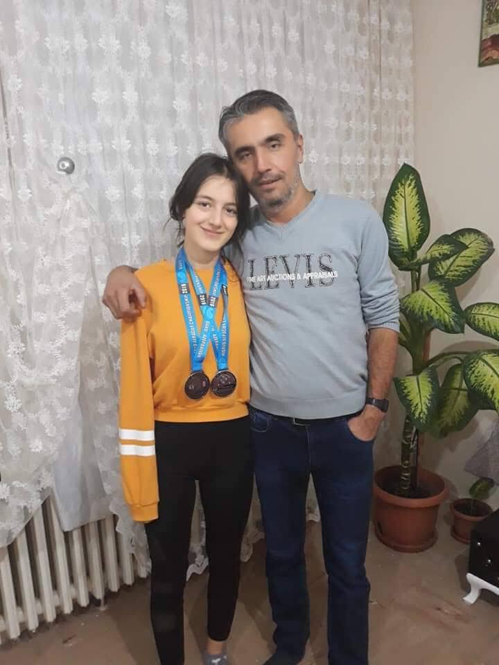 77386694 2690099124380491 62294257200791552 n - GÖKÇEBEY'DEN DÜNYA İKİNCİLİĞİNE TEBRİKLER SELİN