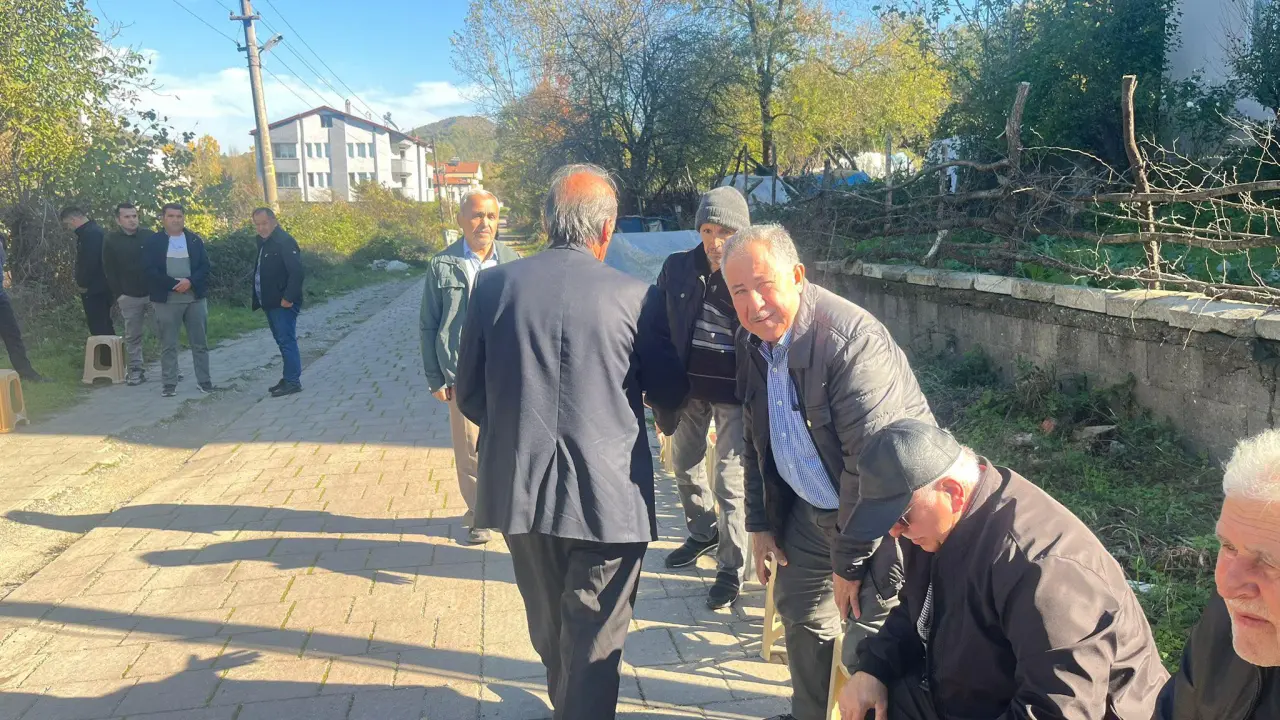 Fotoğraf açıklaması yok.