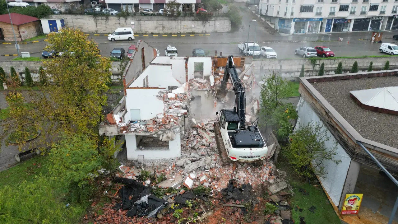 Fotoğraf açıklaması yok.