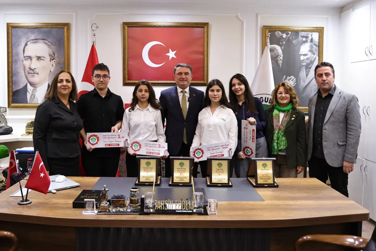 yazı görseli olabilir