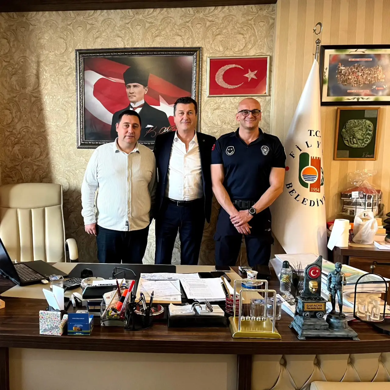 çocuk oyuncağı ve yazı görseli olabilir