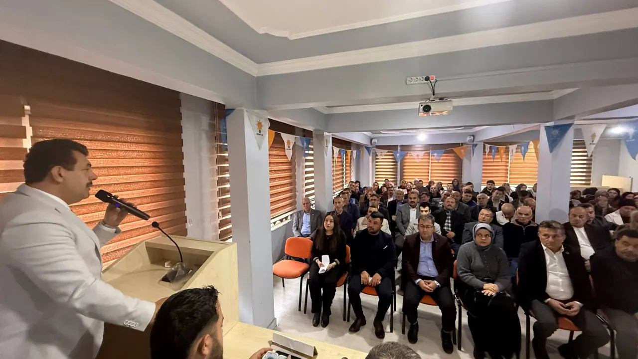 bir veya daha fazla kişi ve ışık görseli olabilir