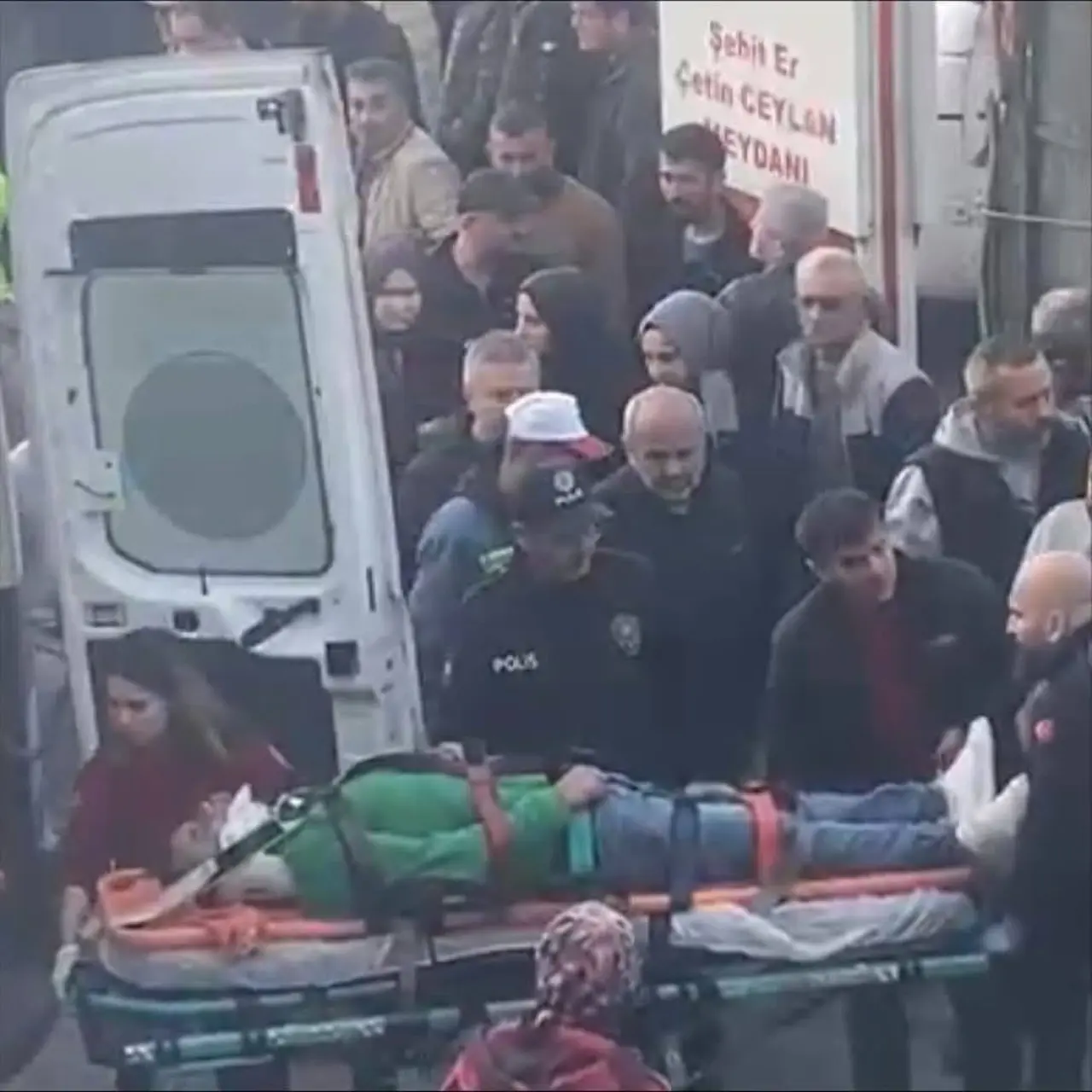 Fotoğraf açıklaması yok.