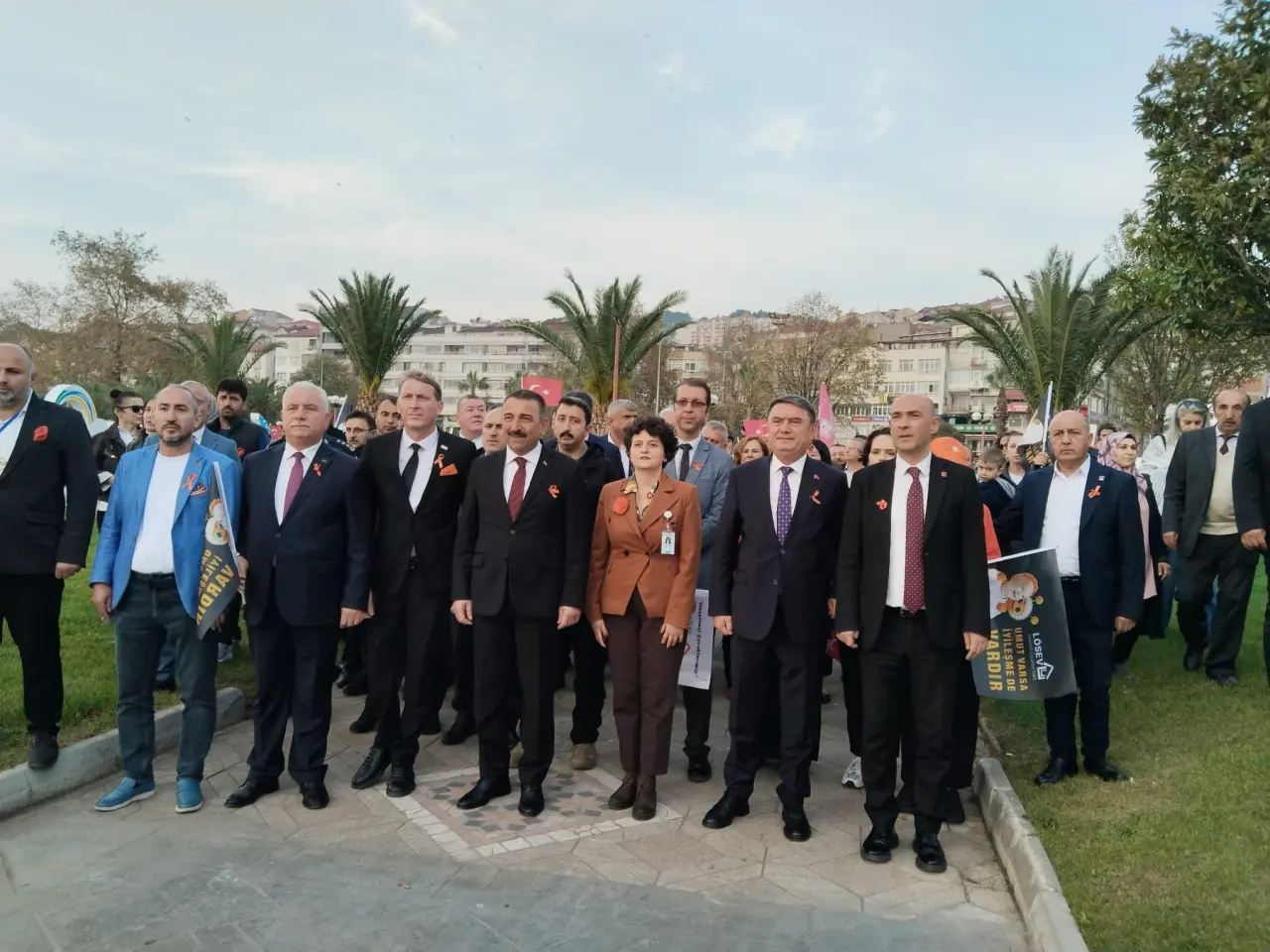 Fotoğraf açıklaması yok.