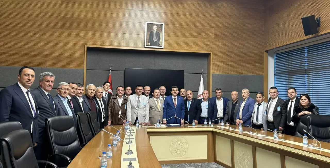 Fotoğraf açıklaması yok.