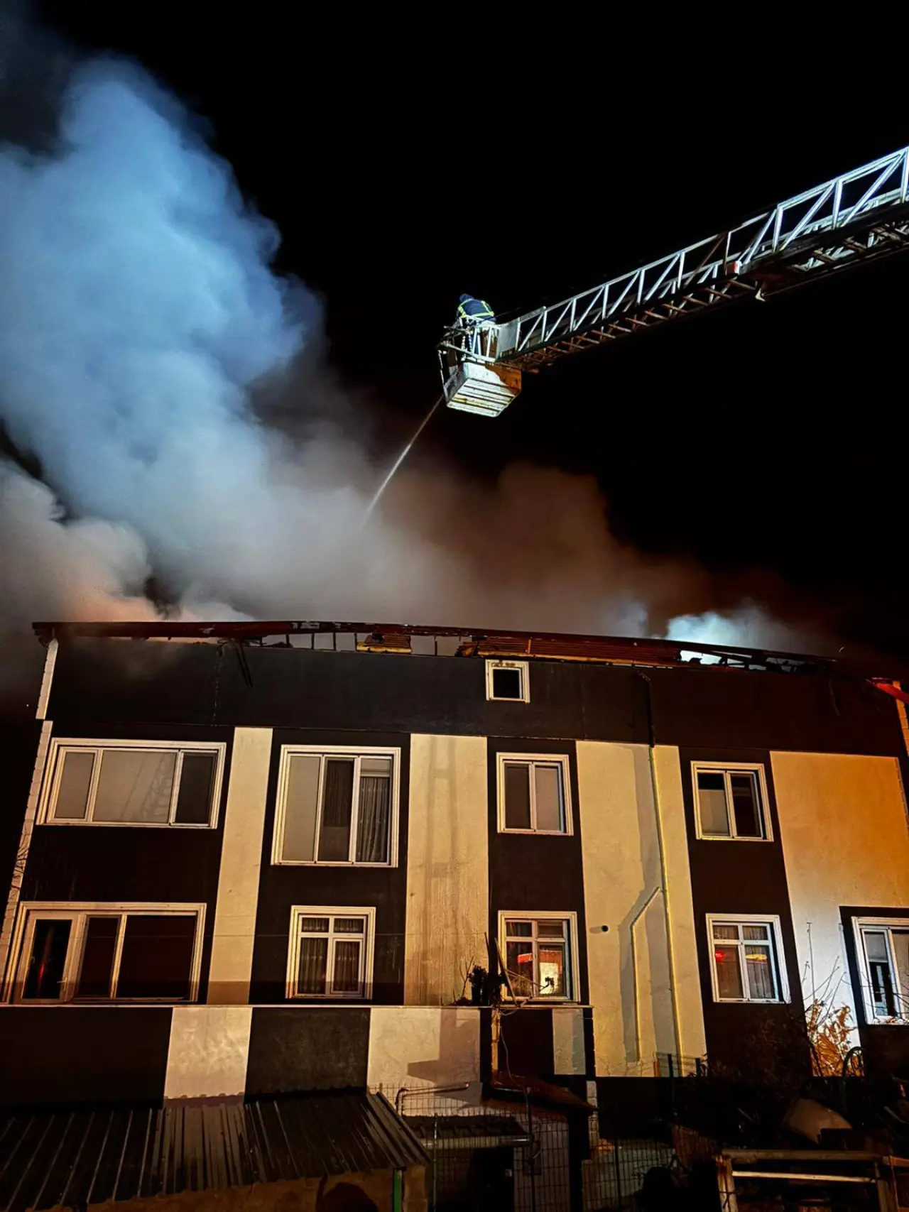 ateş görseli olabilir