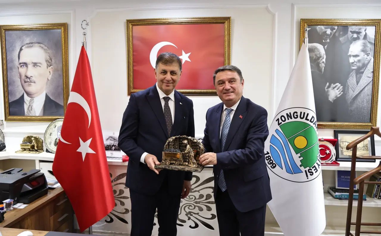 şunu diyen bir yazı 'ZONGULDE 899 কর ISE ATAK' görseli olabilir