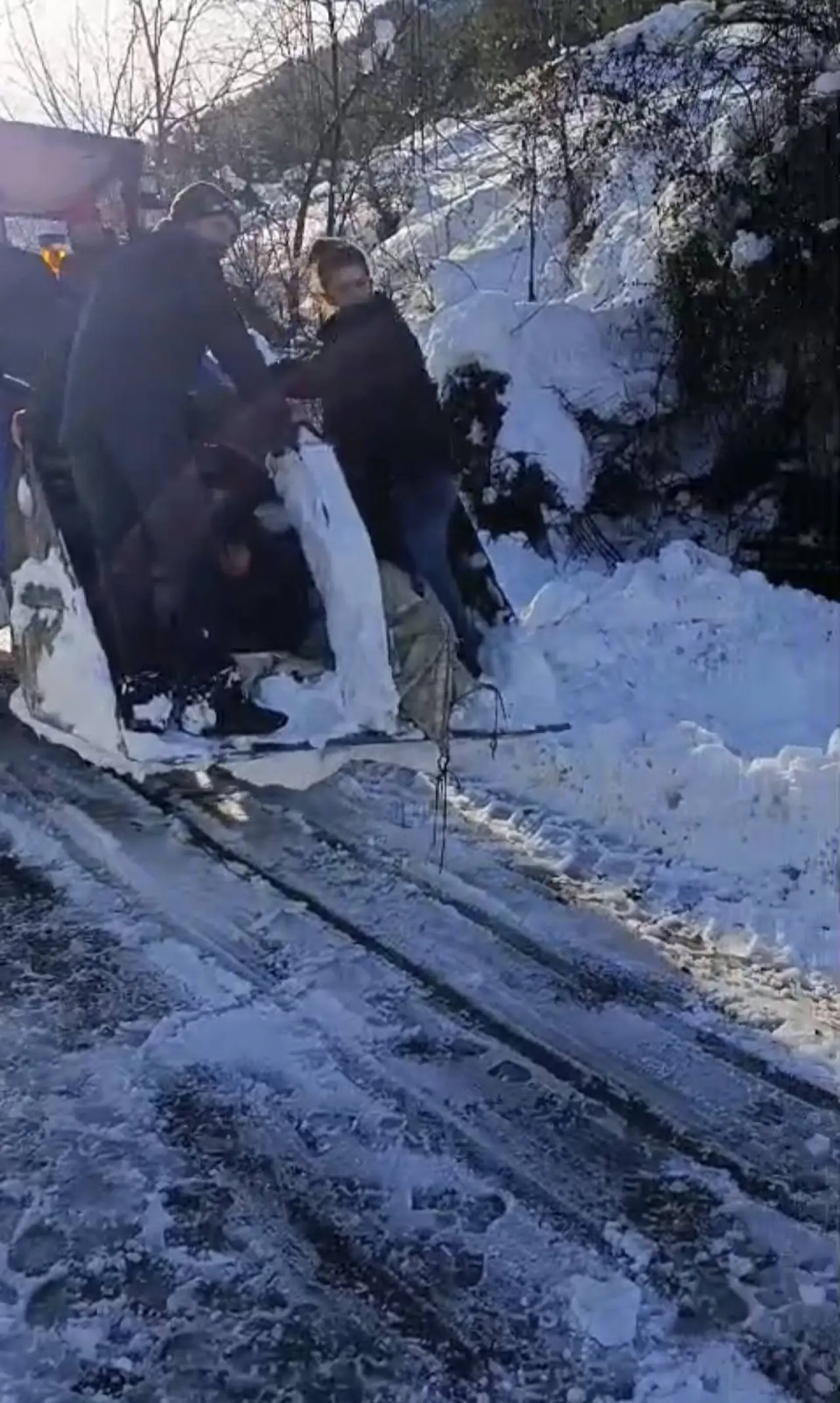 Fotoğraf açıklaması yok.