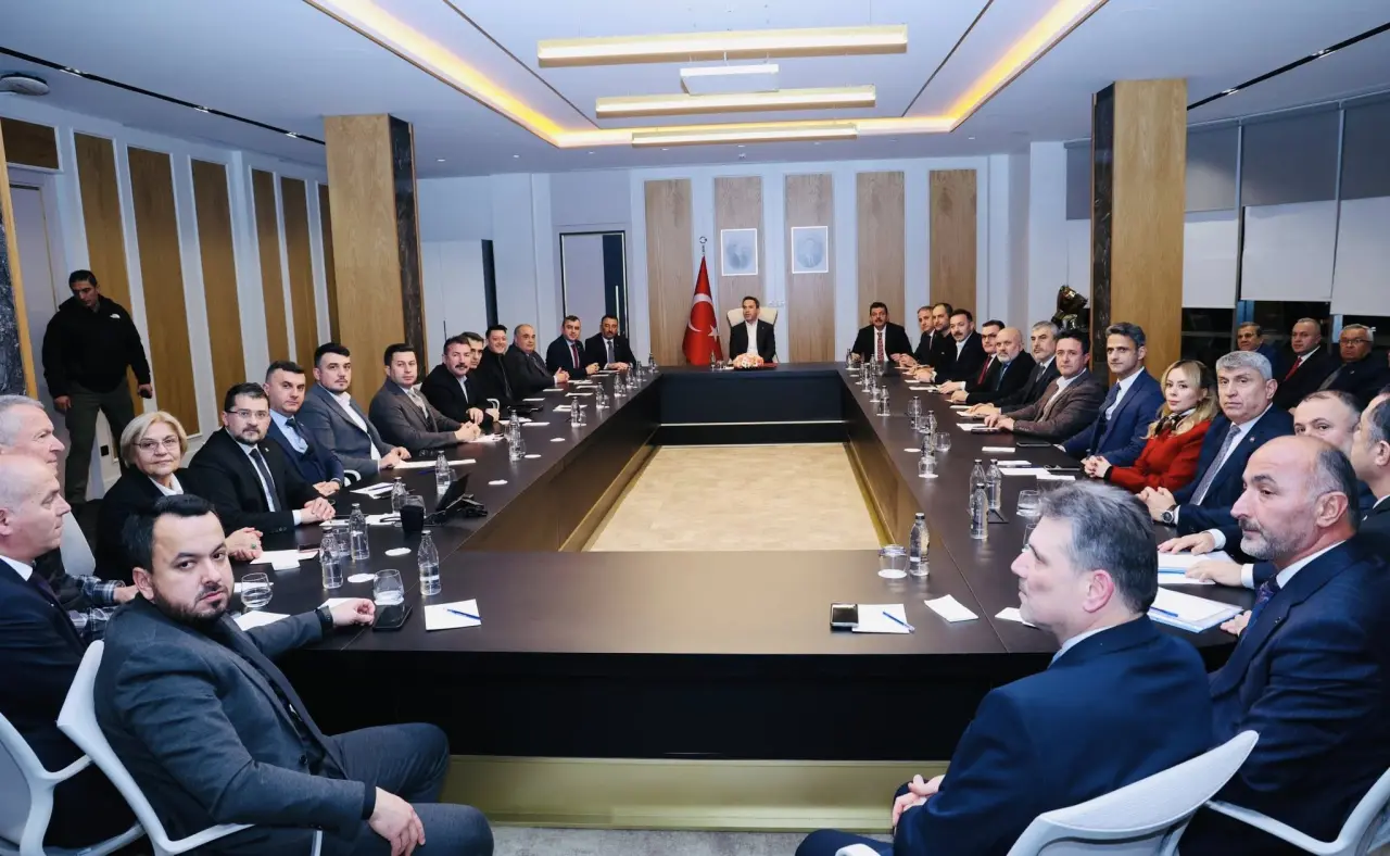 Fotoğraf açıklaması yok.