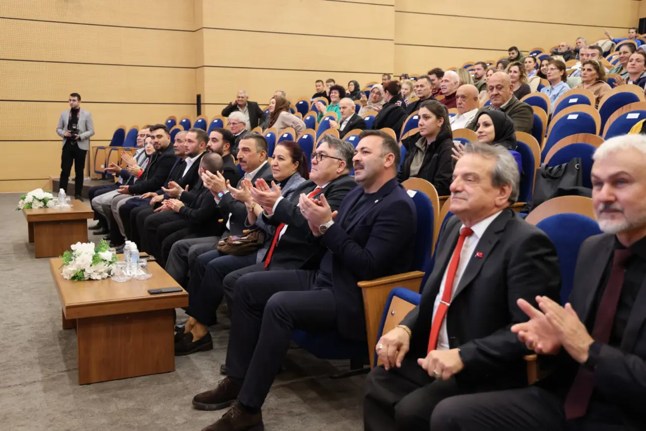 kürsü görseli olabilir