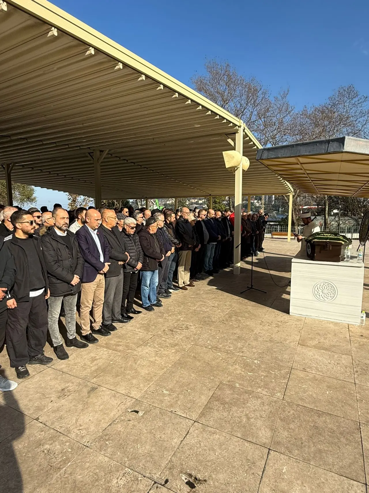 Fotoğraf açıklaması yok.