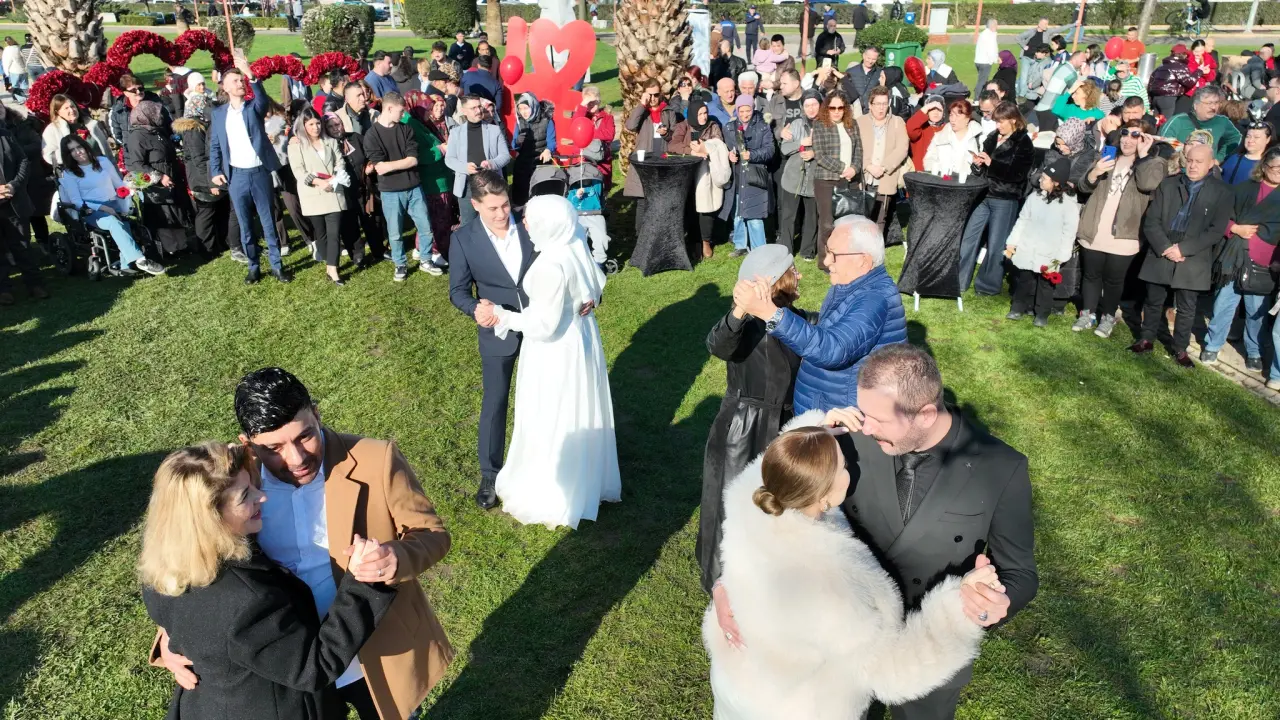 düğün görseli olabilir