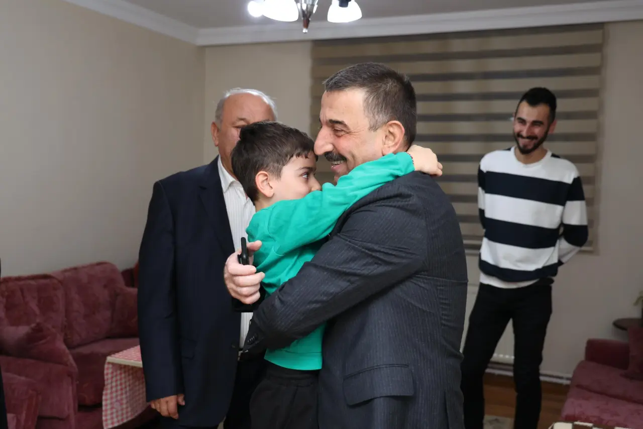 çocuk görseli olabilir