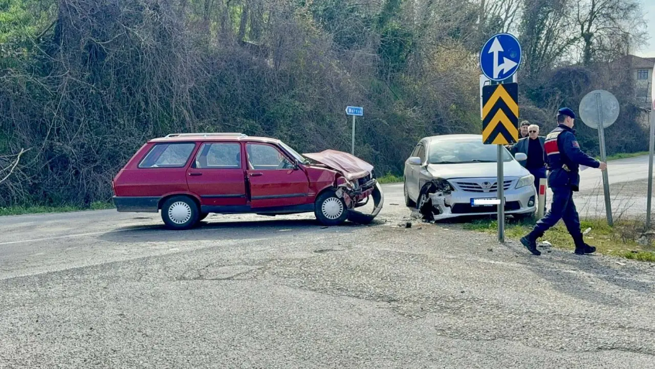 Kafa kafaya çarpıştılar