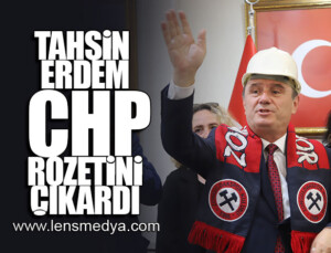 TAHSİN ERDEM CHP ROZETİNİ ÇIKARDI!